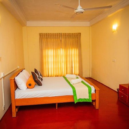 Sunbloom Inn Kandy Buitenkant foto