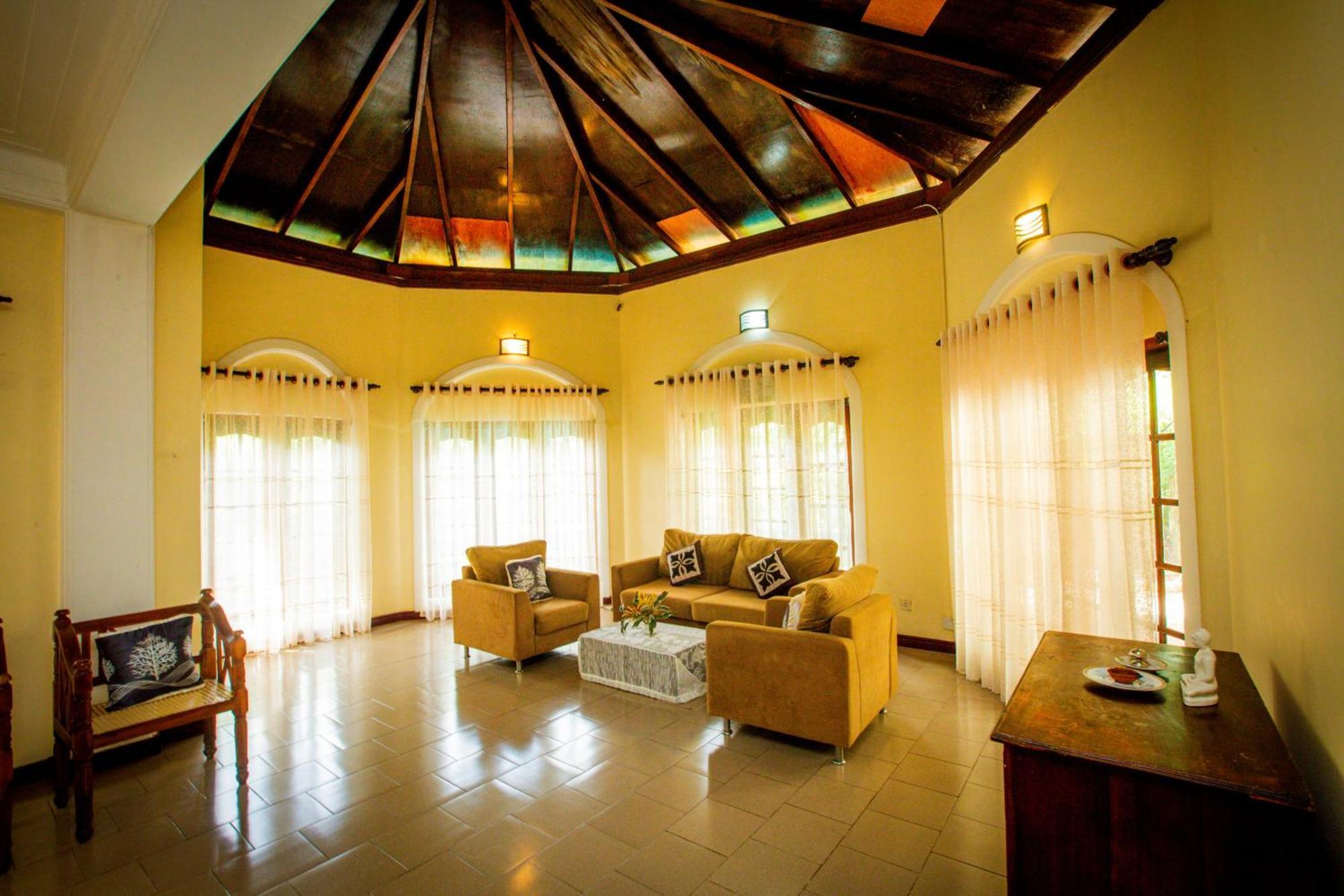 Sunbloom Inn Kandy Buitenkant foto