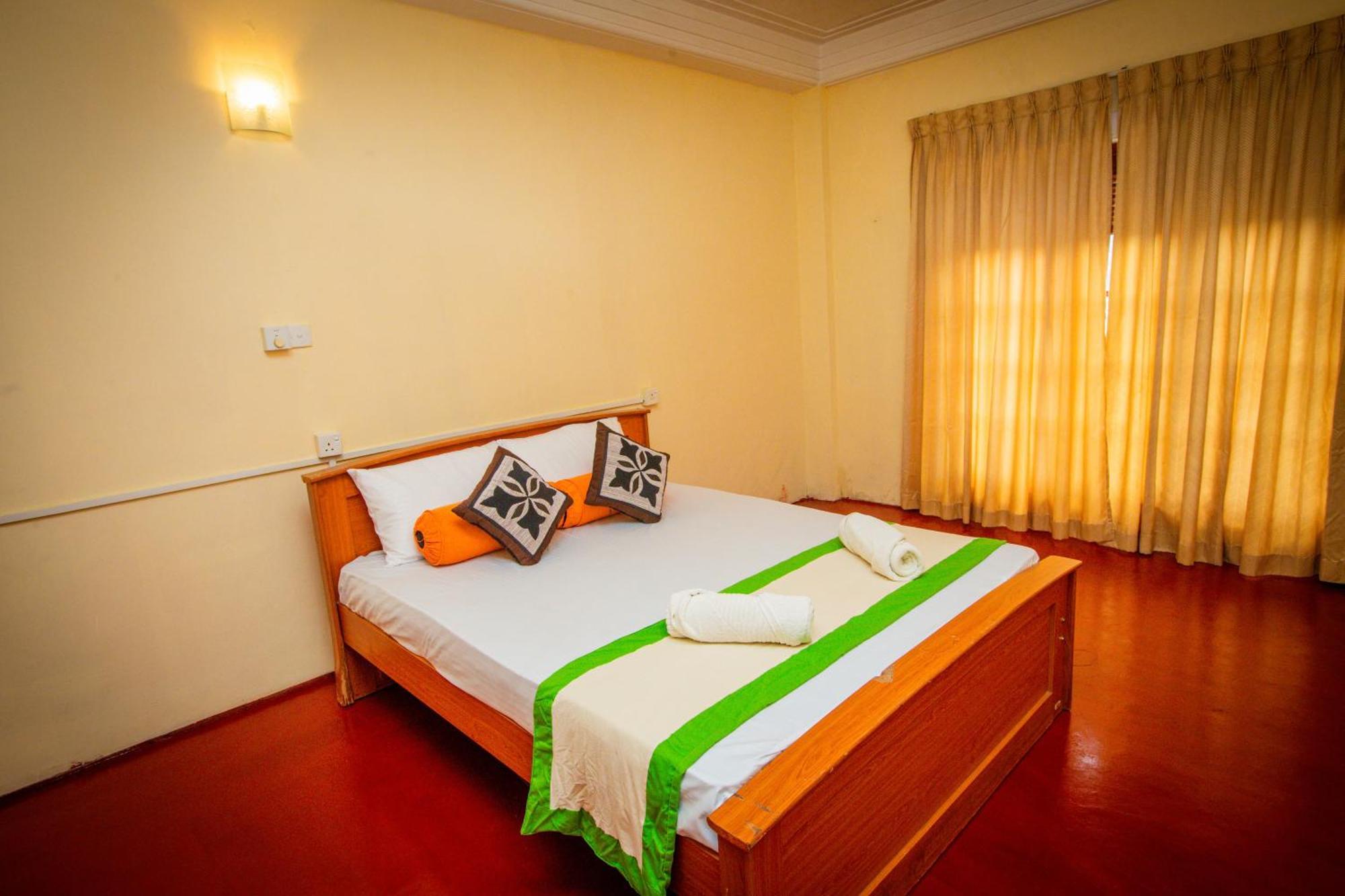 Sunbloom Inn Kandy Buitenkant foto