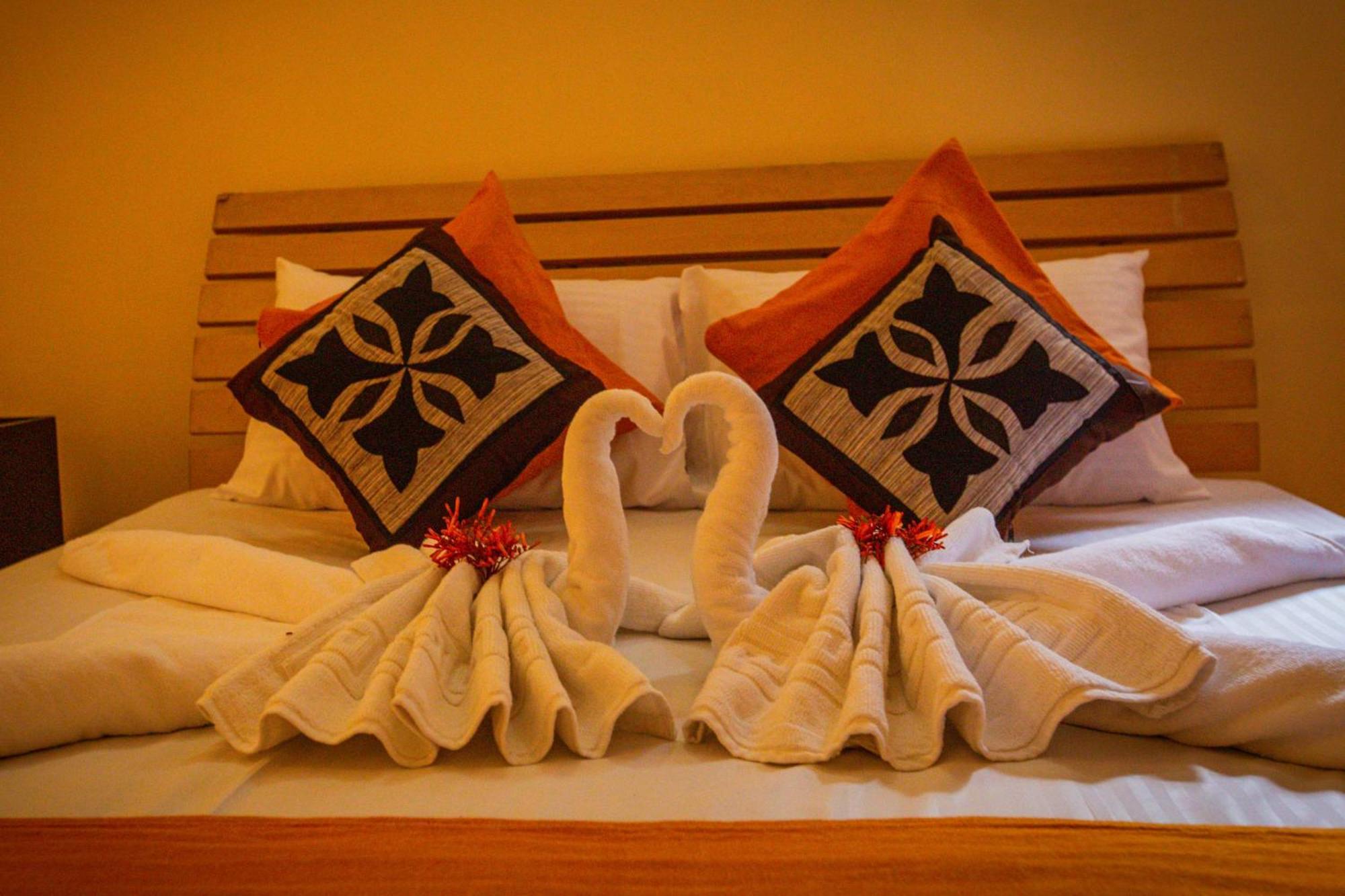 Sunbloom Inn Kandy Buitenkant foto
