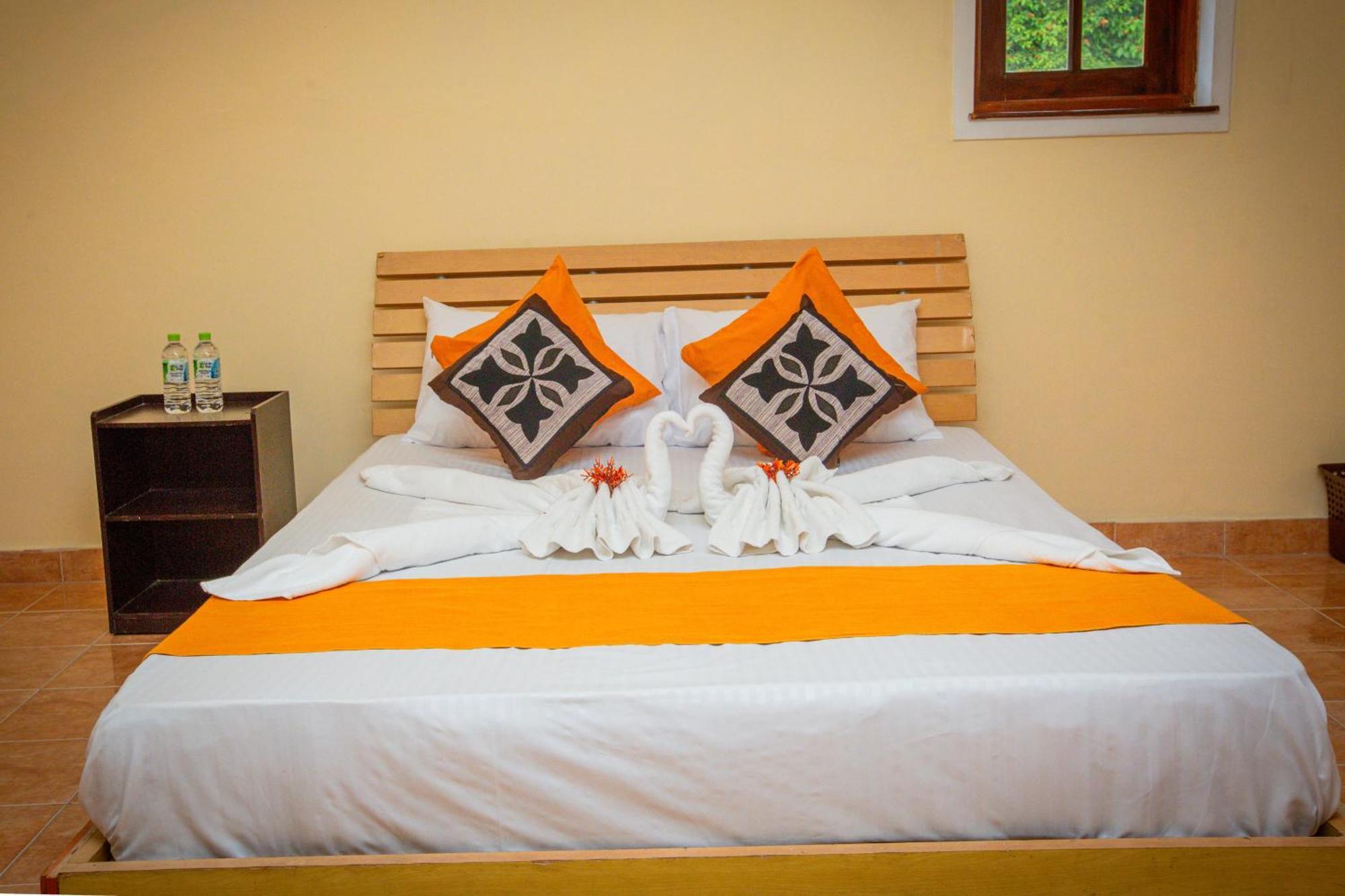 Sunbloom Inn Kandy Buitenkant foto