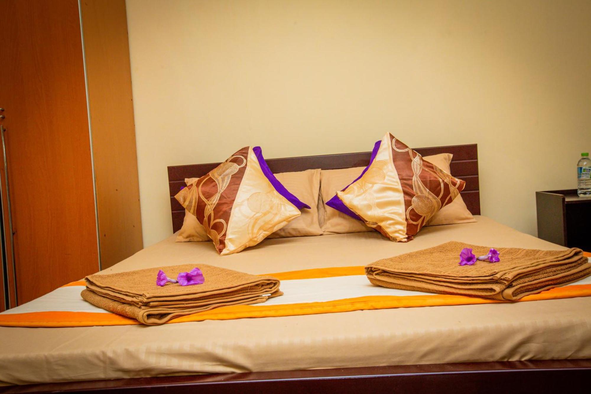 Sunbloom Inn Kandy Buitenkant foto