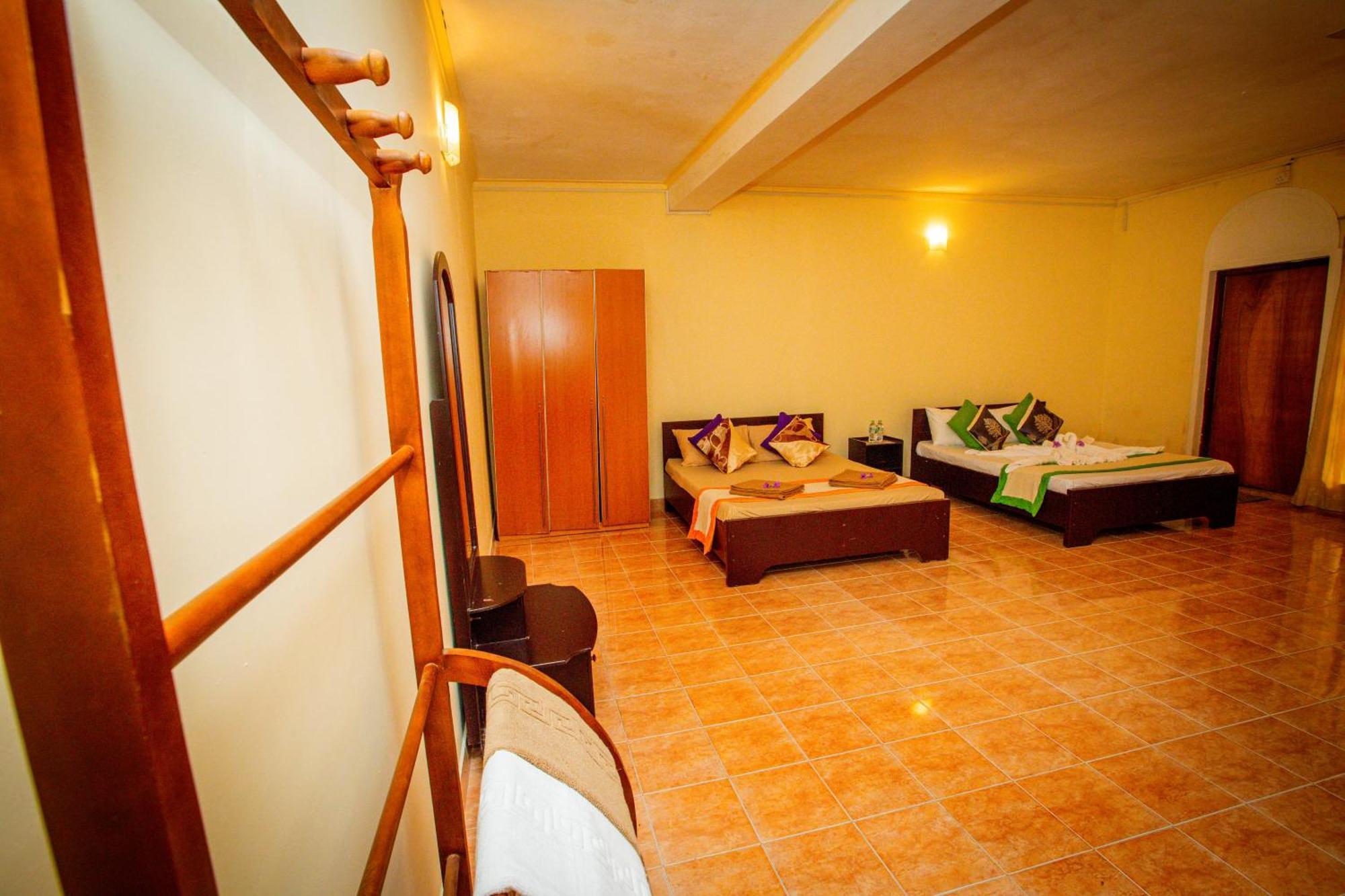 Sunbloom Inn Kandy Buitenkant foto